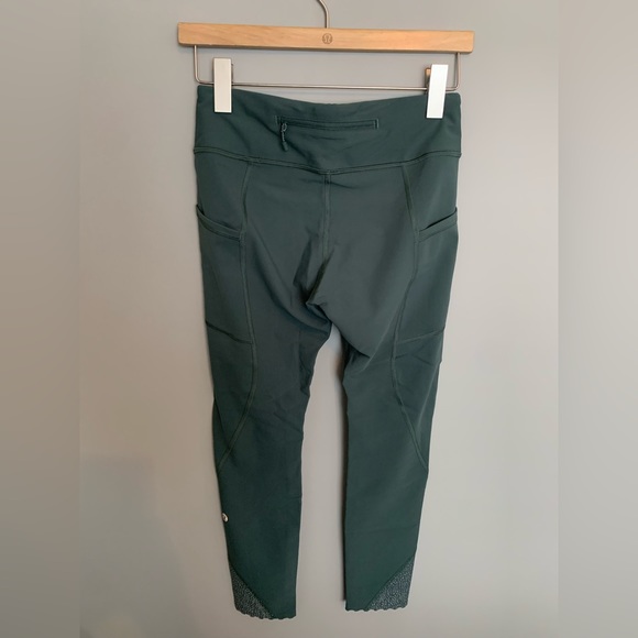 RARE EUC 💚 Lululemon Tight Stuff Tight II Dark Forest - Picture 9 of 11